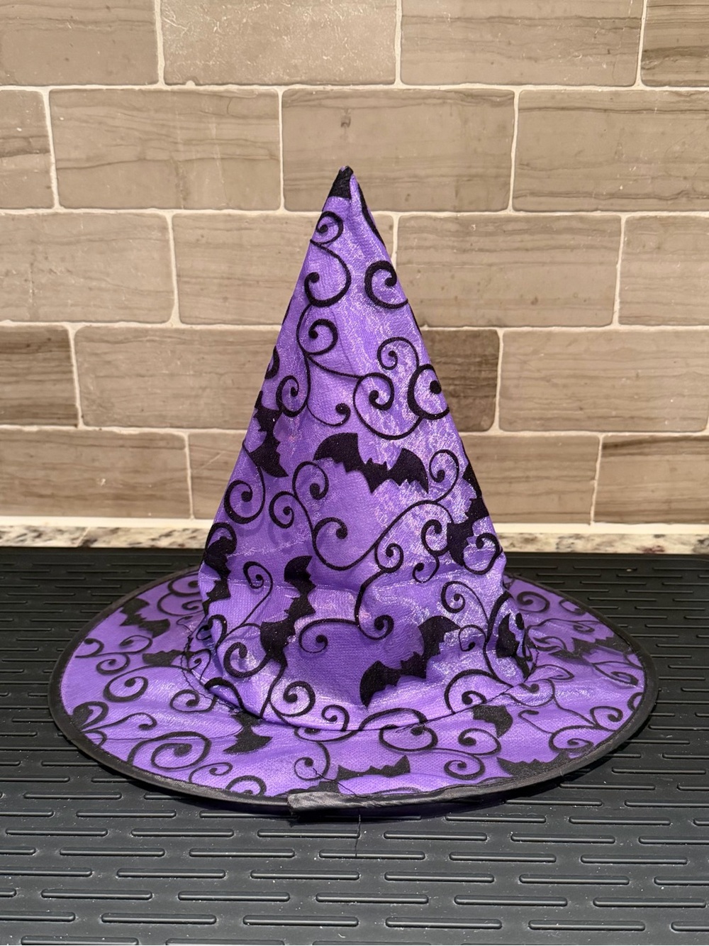 Y2K Vtg 2010 Purple & Black Velvet Flock Bat Swirl Witch Hat Costume Accent